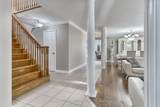 46 Silverstone Crescent - Photo 7
