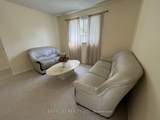 102 Burwell Crescent - Photo 12