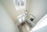 995 Nellie Little Crescent - Photo 34