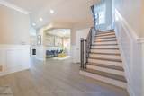 995 Nellie Little Crescent - Photo 8