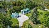 8064 9th Line - Photo 1