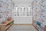 669 Newlove Street - Photo 11
