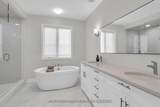 669 Newlove Street - Photo 32
