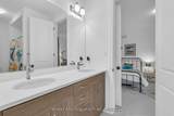 669 Newlove Street - Photo 37