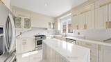 1062 Blackhall Crescent - Photo 16