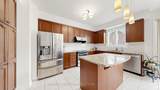 81 Prince Of Wales Drive - Photo 16