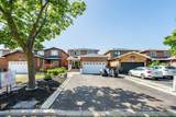 138 Jackman Crescent - Photo 1