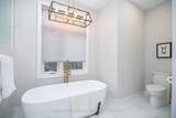 70 Collins Crescent - Photo 22