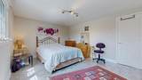 158 Holm Crescent - Photo 13