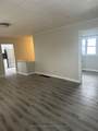 15395 Bayview Avenue - Photo 2