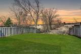 226 Howard Crescent - Photo 7