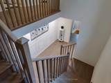 360 Valleyway Drive - Photo 18