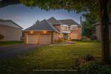 40 Parkend Avenue - Photo 1