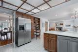 172 Burnhamthorpe Road - Photo 24