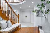 172 Burnhamthorpe Road - Photo 30
