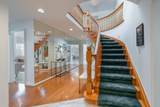 172 Burnhamthorpe Road - Photo 32