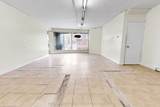 3367 Lake Shore Boulevard - Photo 17