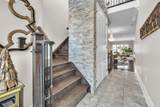 174 Minto Crescent - Photo 7