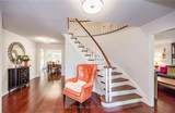 500 Blenheim Crescent - Photo 7