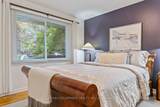 1373 Queen Victoria Avenue - Photo 13