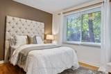 1373 Queen Victoria Avenue - Photo 18