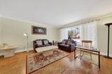 1719 Valentine Gardens - Photo 7