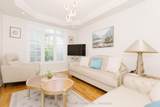 3432 Eglinton Avenue - Photo 8