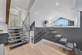 5359 Eighth Line - Photo 18