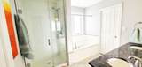 600 Hawthorne Place - Photo 12
