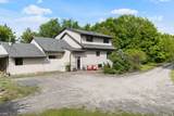 2128 10th Line - Photo 2