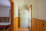 1005 Learners Lane - Photo 18