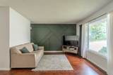 394 Queen Street - Photo 9