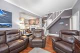 447 Woodman Avenue - Photo 17