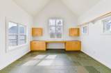 590 Maniece Avenue - Photo 16