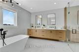 1048 Walton Avenue - Photo 27
