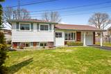 950 Curtis Crescent - Photo 3