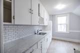 221 Walton Street - Photo 20