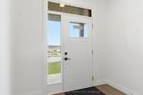 1566 Wright Crescent - Photo 4