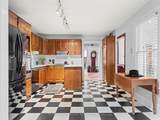141 Walton Street - Photo 15