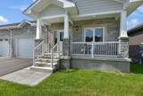 33 Douglas Marshall Crescent - Photo 3