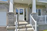 33 Douglas Marshall Crescent - Photo 4