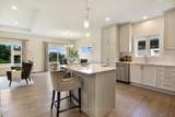 33 Douglas Marshall Crescent - Photo 10