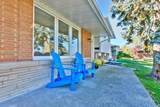 148 Champlain Drive - Photo 3
