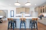 77 Hemlock Crescent - Photo 9