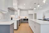 4 Keba Crescent - Photo 13