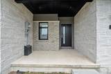 592 Albert Street - Photo 3