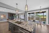 1796 Brayford Avenue - Photo 17