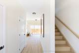 233 Upper Queen Street - Photo 2