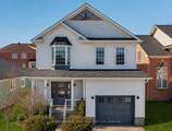 19 Silverstone Crescent - Photo 1