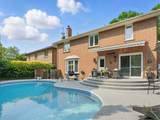402 Barclay Crescent - Photo 5